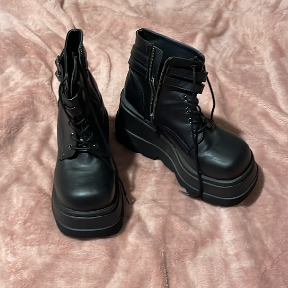 Demonia Shoes - Black Demonia Shaker-52